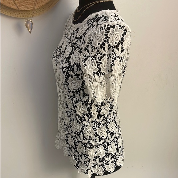 Haute Monde White Lace Flutter Sleeve Blouse Size Small - Picture 3 of 7